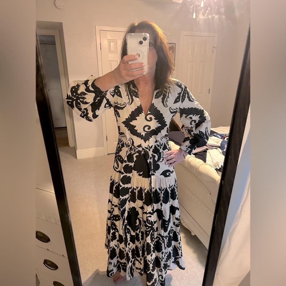 Zara NWT maxi.  Small.  Super on-trend!  Perfect for vacation or date night!!